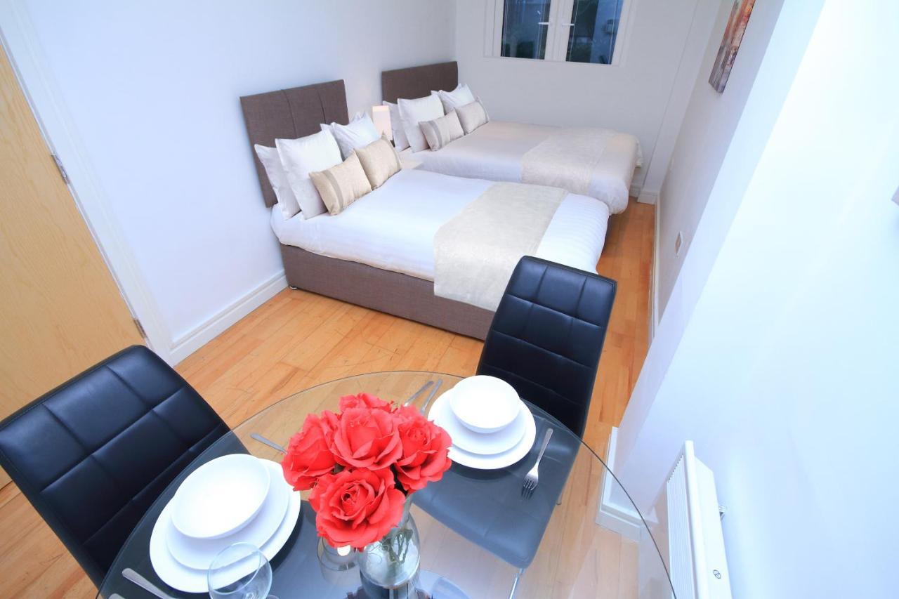 Most Central Location, Sleeps 12 Apartment Dublin